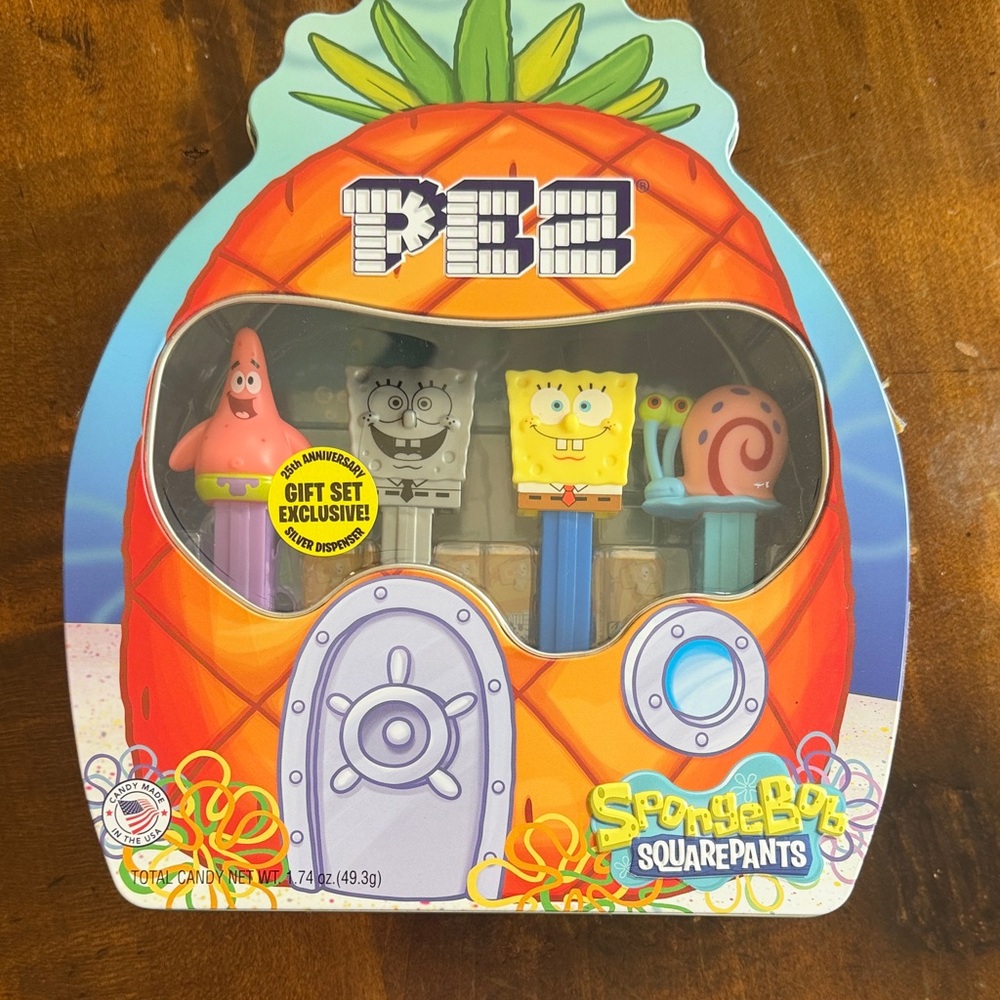 UNOPENED SpongeBob SquarePants PEZ Candy Dispenser Set - Yellow/Blue/Pink